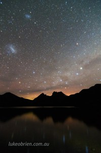 Cradle Mountain and aurora with the southern cross