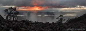 Tasmanian landscape photography - Sunrise and morning mist, Mt Wellington