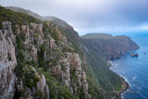 The view from cape raoul lookout in Tasmania's Tasman National Park